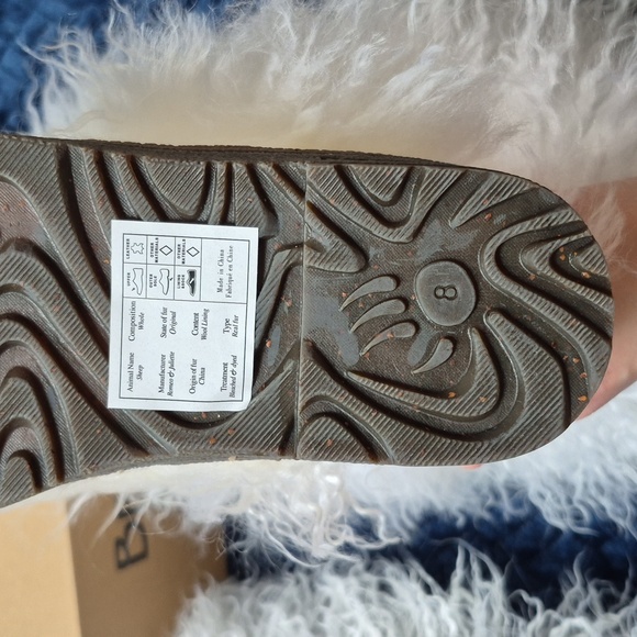 BearPaw Boetis II White Curly Lamb Sheepskin Footbed Boots Size 8, NWT - Picture 13 of 17